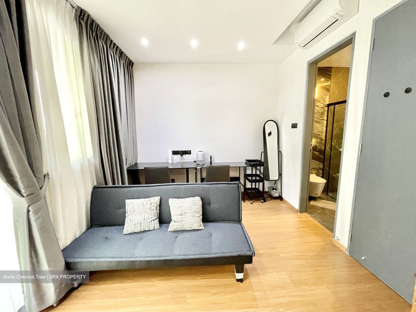 Lowland Road (D19), Terrace #534683361